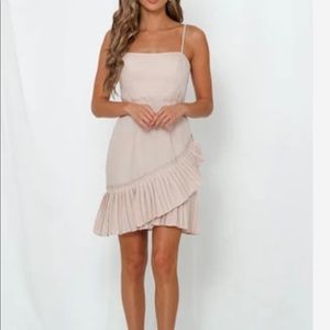 NWT Hello Molly Dress